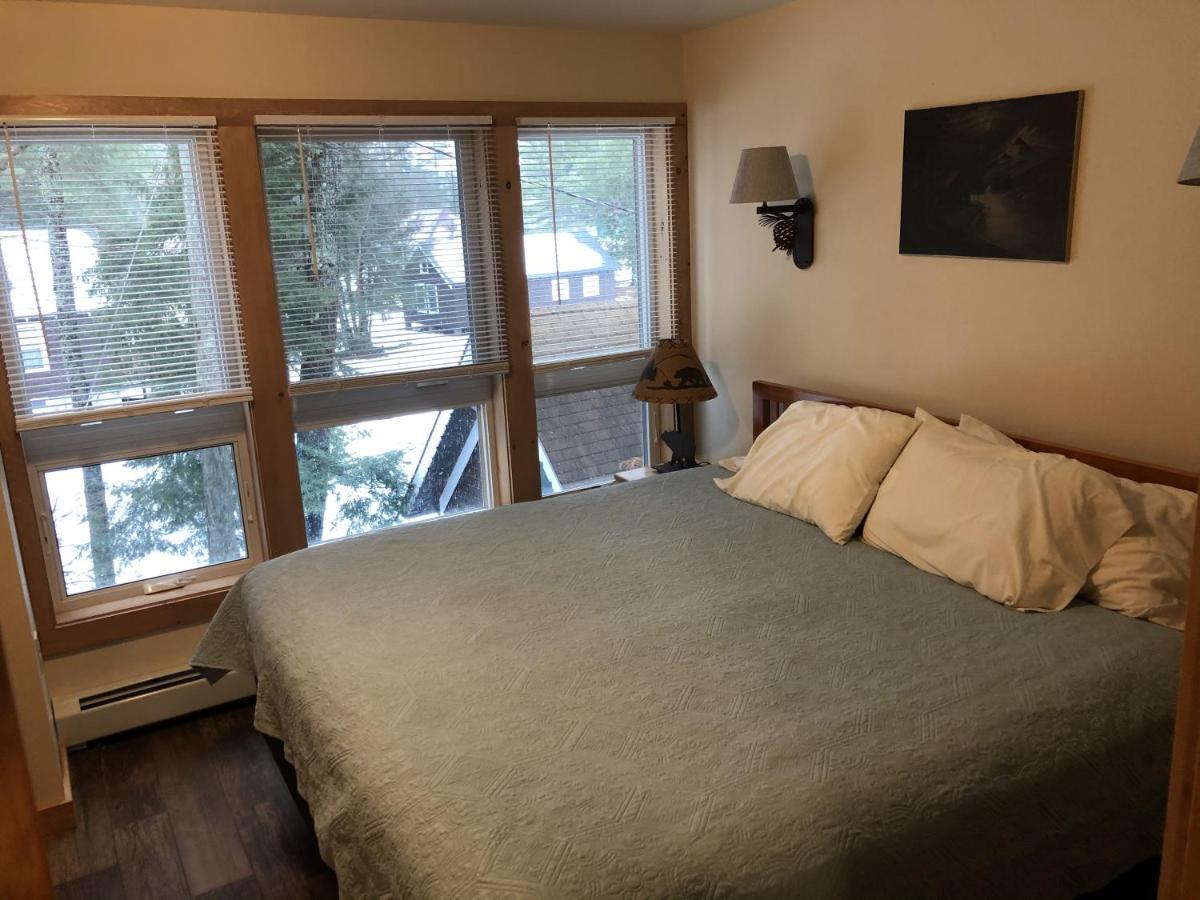The Woods Inn Inlet Extérieur photo